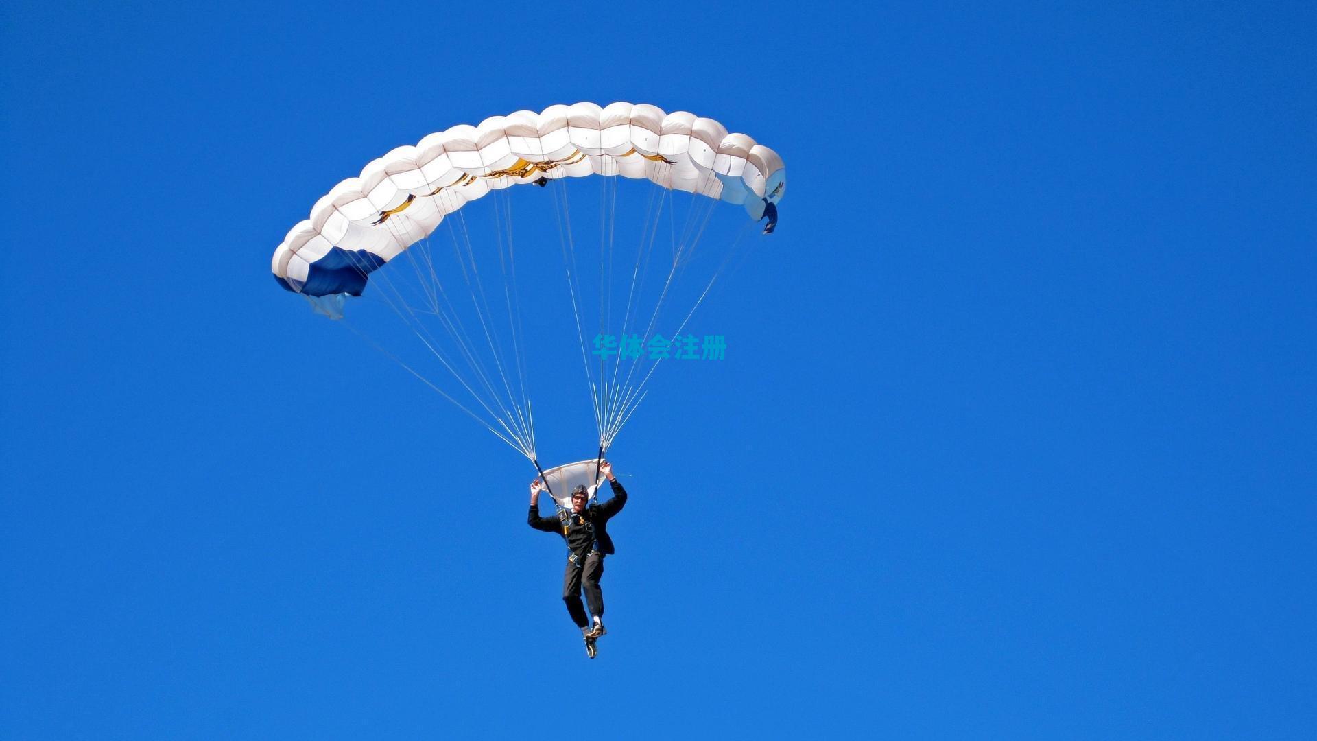 为了复仇抢莫里斯？尼克斯怀疑马刺曾违规招募波神