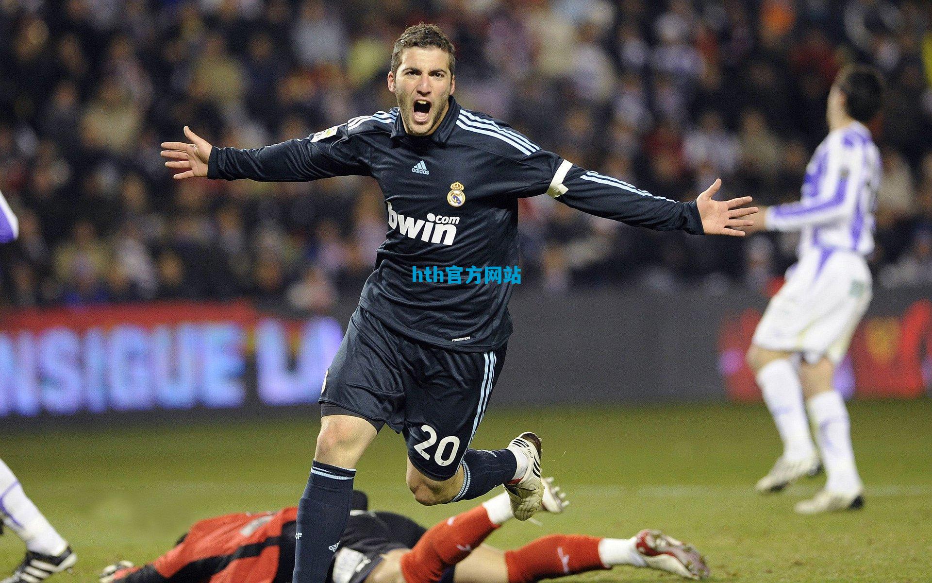 金玟哉未来成谜，拜仁持开放态度，切尔西密切关注夏窗动向